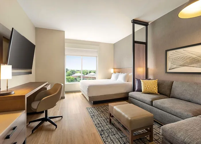 Hyatt Place Polaris Hotel