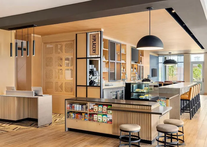 Hyatt Place Polaris Hotel 3*