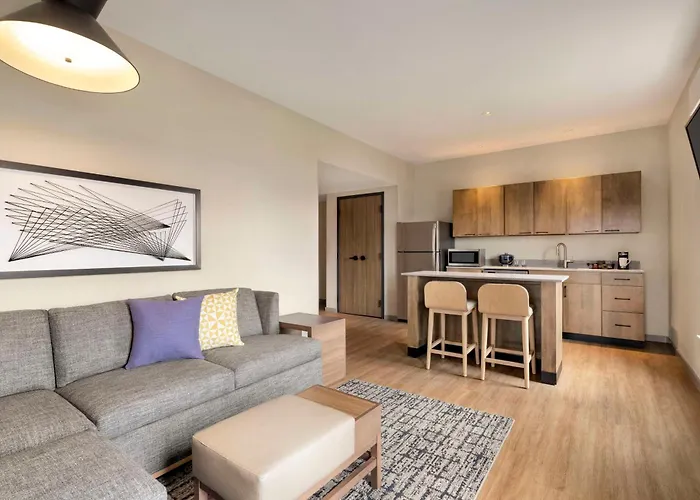 Hyatt Place Polaris Hotel