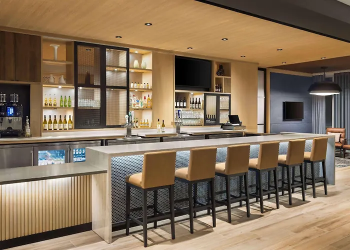 Hyatt Place Polaris Hotel 3*